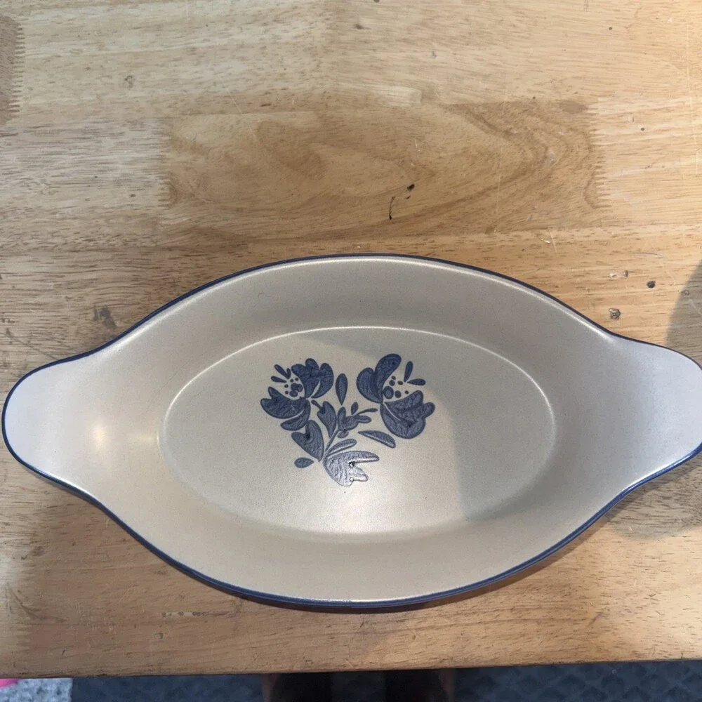 Pfaltzgraff Yorktowne Set Of Three‎ Bakeware #241-#265-#270 Dishes Blue Flowers